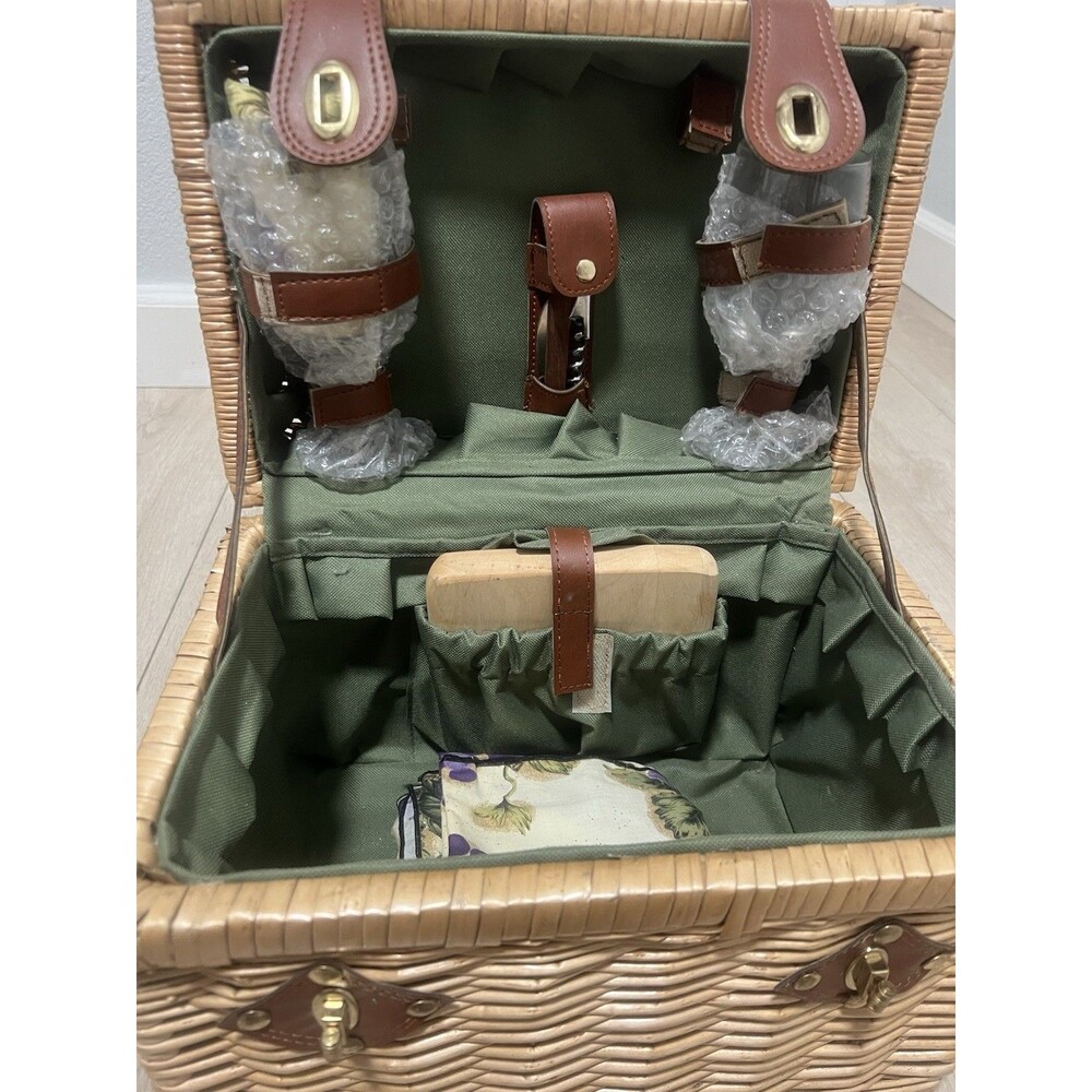 Vtg Picnic Time Napa Set For 2 Lined Basket Glasses-Napkins-Wine Opener & Knife